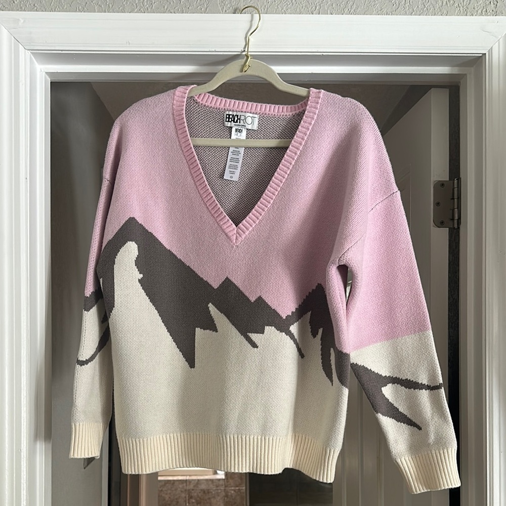 BAR III Pink and Cream Women's Sweater